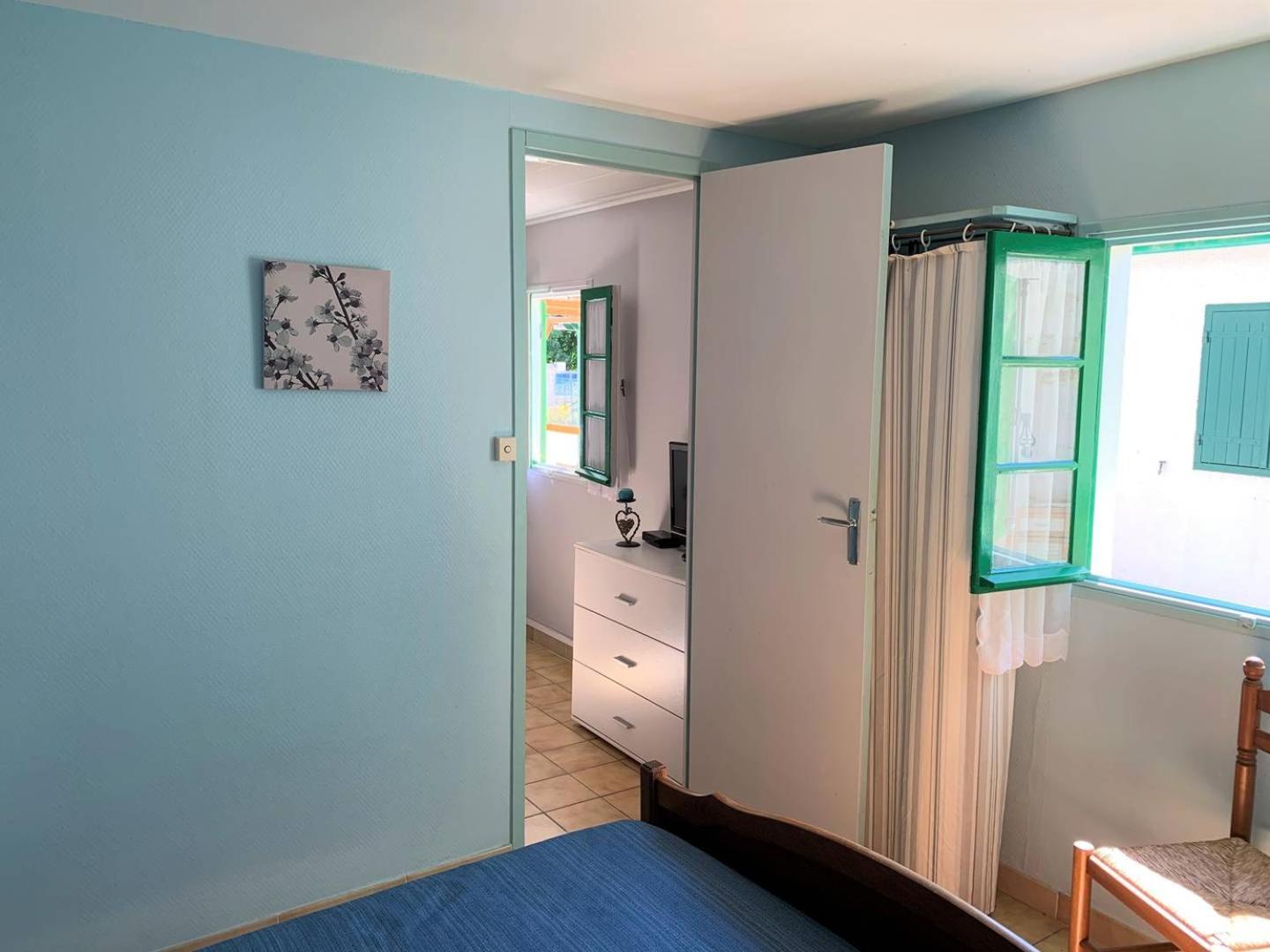 St Georges De Didonne - Agreable Petite Maison Avec Cour - 1 Chambre Saint-Georges-de-Didonne Bagian luar foto