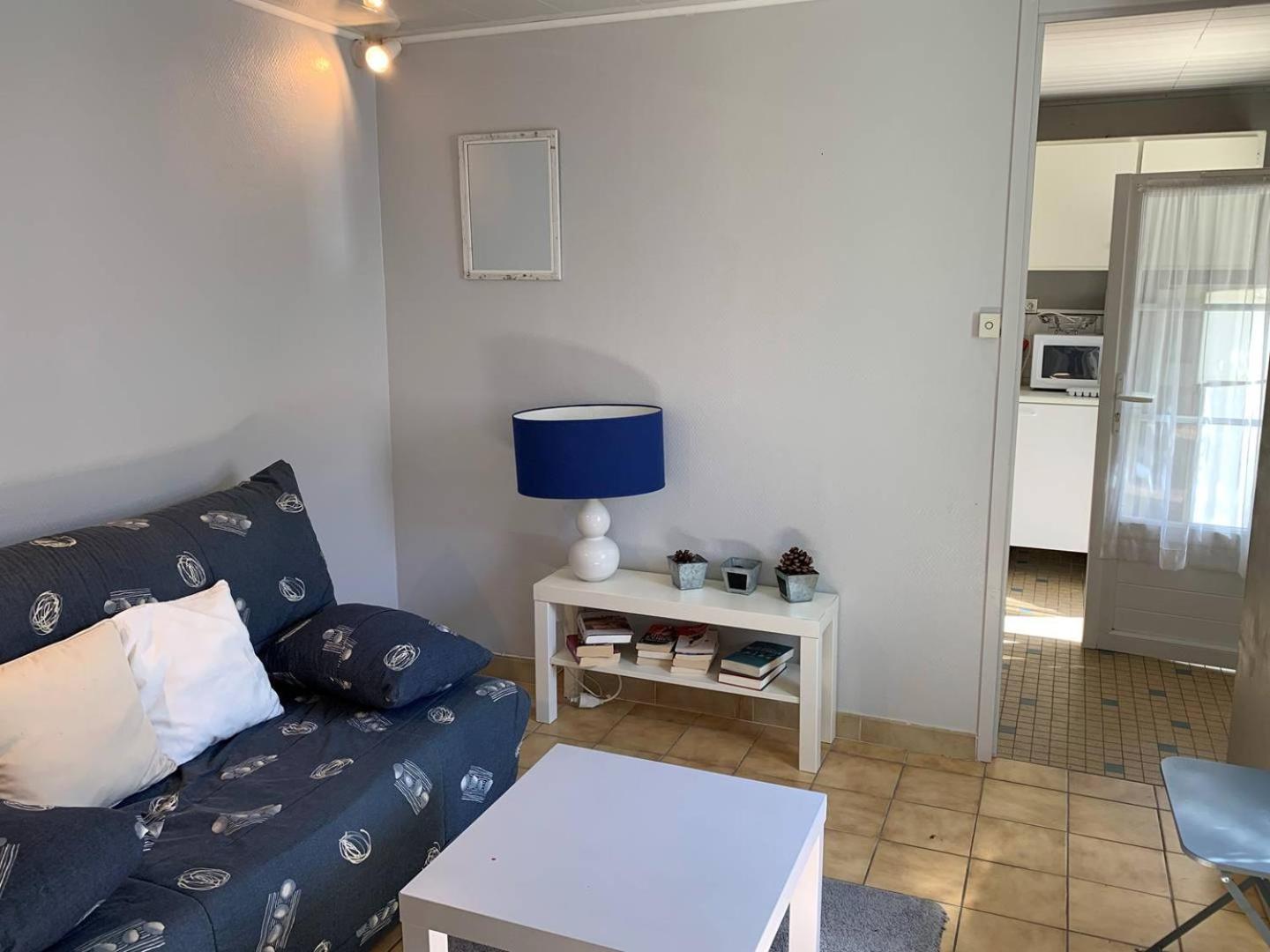 St Georges De Didonne - Agreable Petite Maison Avec Cour - 1 Chambre Saint-Georges-de-Didonne Bagian luar foto